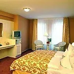 Wyndham Garden Stadtschloss Hotell