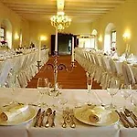 Wyndham Garden Stadtschloss Hotell 4*