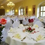 Wyndham Garden Stadtschloss Hotell 4*