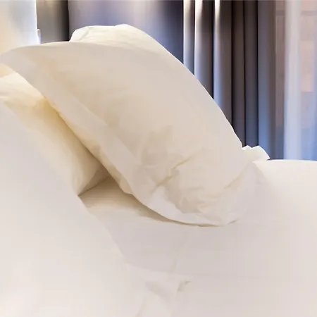 Wyndham Garden Stadtschloss Отель 4*