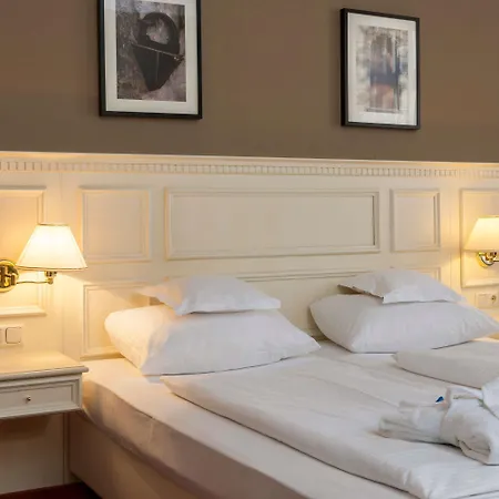 Wyndham Garden Stadtschloss 4*