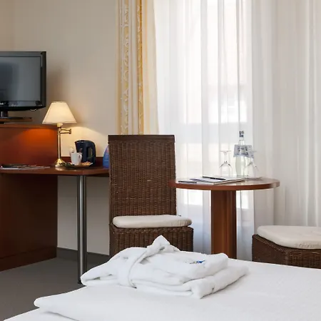 温德姆奎德林堡花园酒店 4*