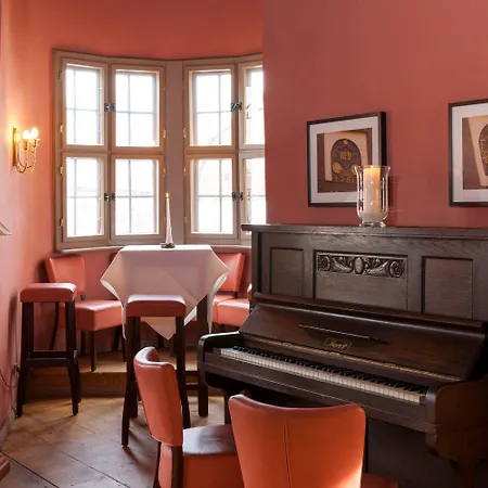 Wyndham Garden Stadtschloss Отель 4*