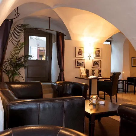 Отель Wyndham Garden Stadtschloss 4*