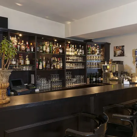 Wyndham Garden Stadtschloss 4* Кведлинбург