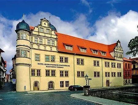 Wyndham Garden Stadtschloss Отель Кведлинбург