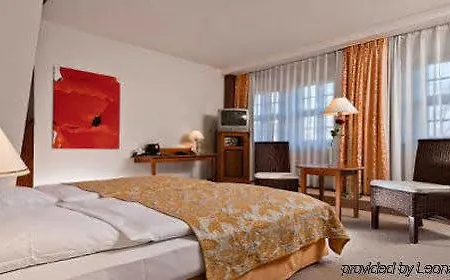 Wyndham Garden Stadtschloss Кведлинбург