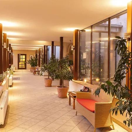 Wyndham Garden Stadtschloss Отель 4*
