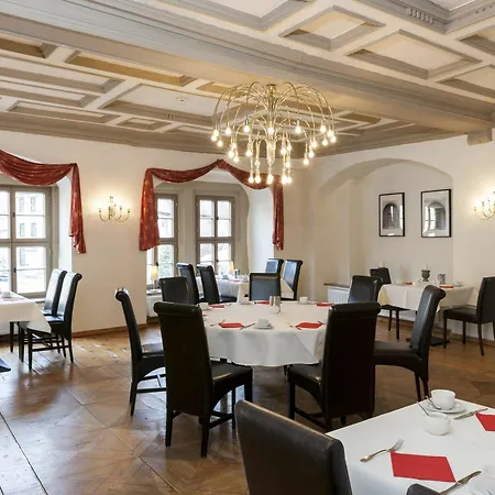 Wyndham Garden Stadtschloss Отель