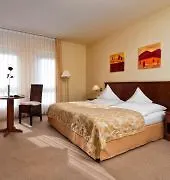 Wyndham Garden Stadtschloss Отель 4*