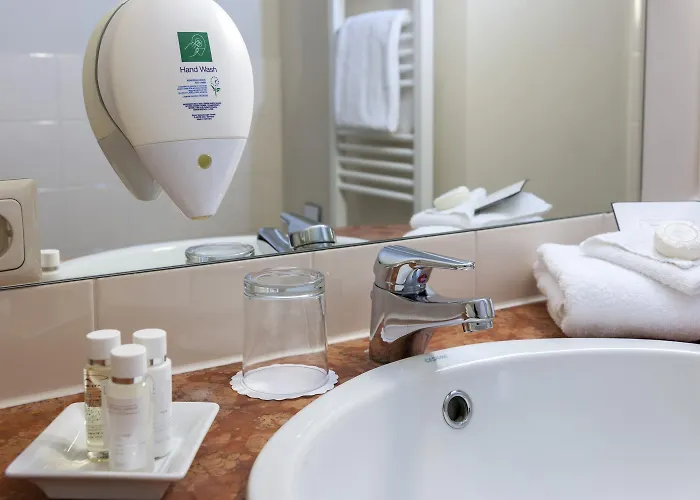 Hotel Wyndham Garden Stadtschloss 4*