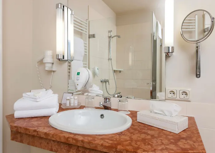 Hotel Wyndham Garden Stadtschloss 4*