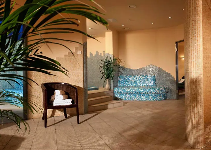 Wyndham Garden Stadtschloss 4*