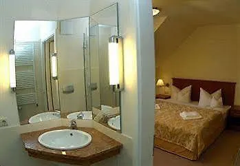 Wyndham Garden Stadtschloss 4*